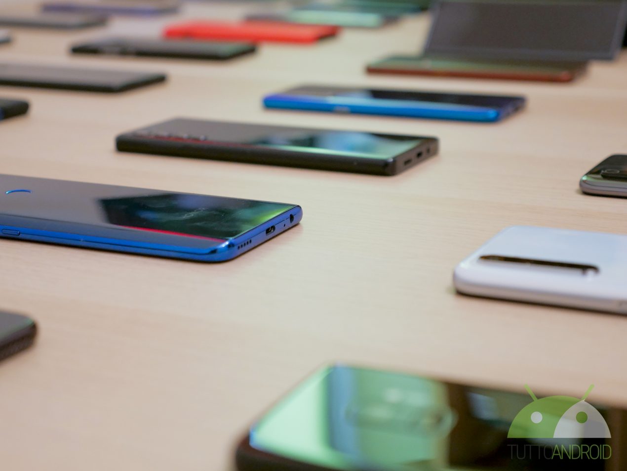 Un pieno di aggiornamenti per questi Samsung, Xiaomi, OPPO e Motorola