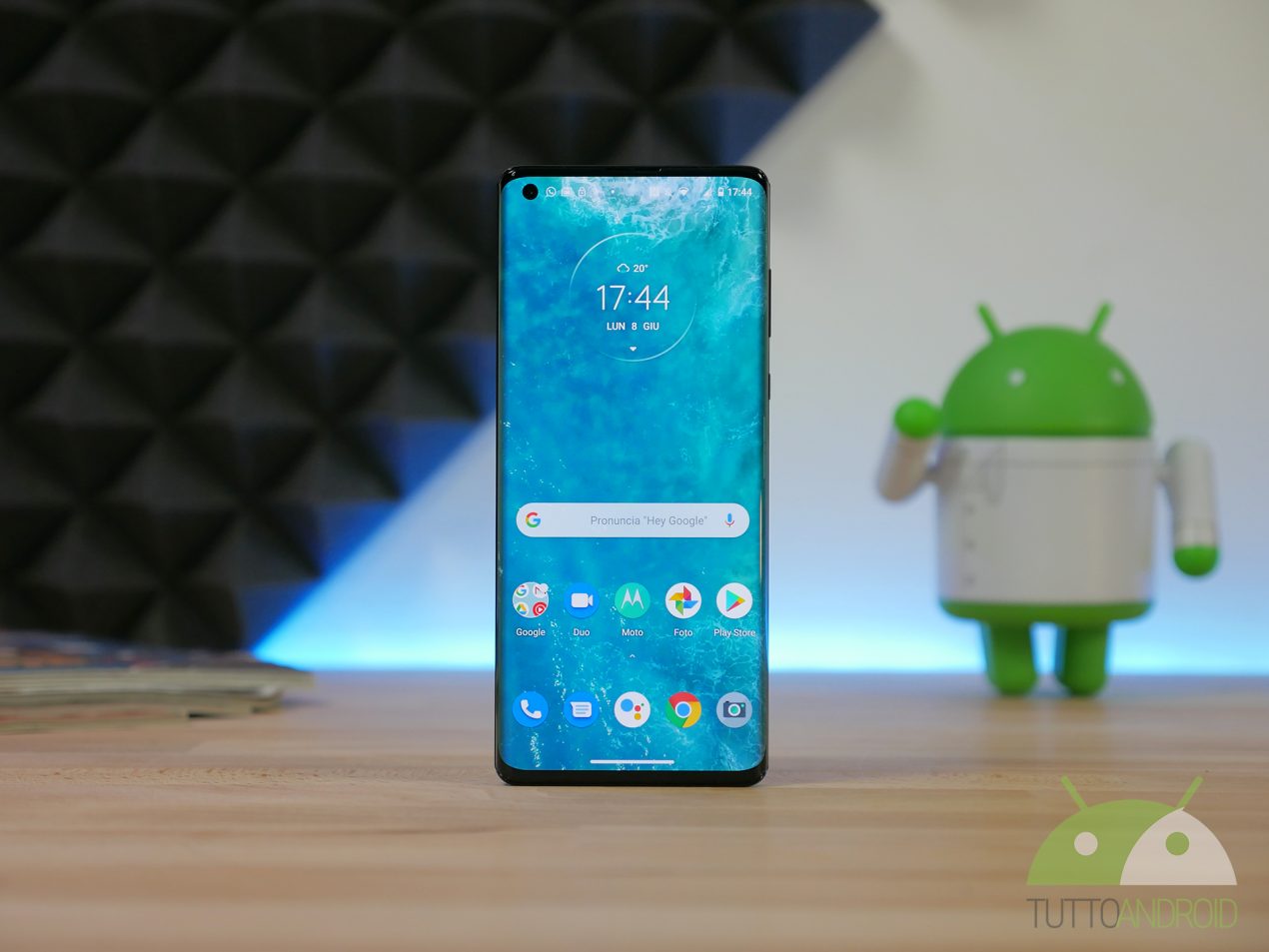 Android 12 e nuove patch per queste coppie di smartphone Motorola e Samsung