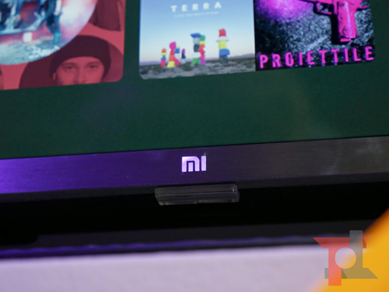 Xiaomi ha lanciato una smart TV da 43 pollici che costa poco più di 100 euro