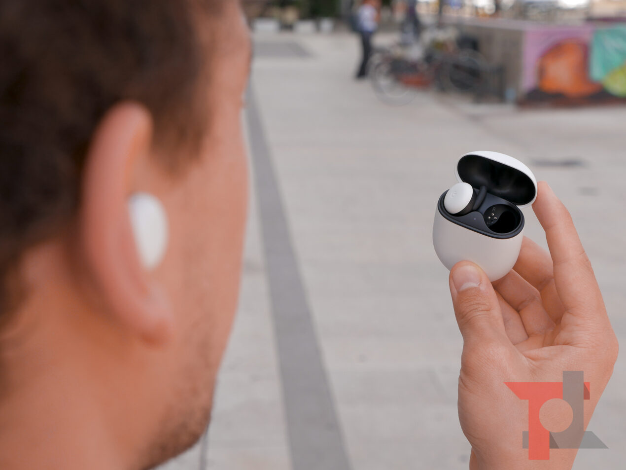 Google Pixel Buds Pro prossime al lancio in quattro colorazioni particolari