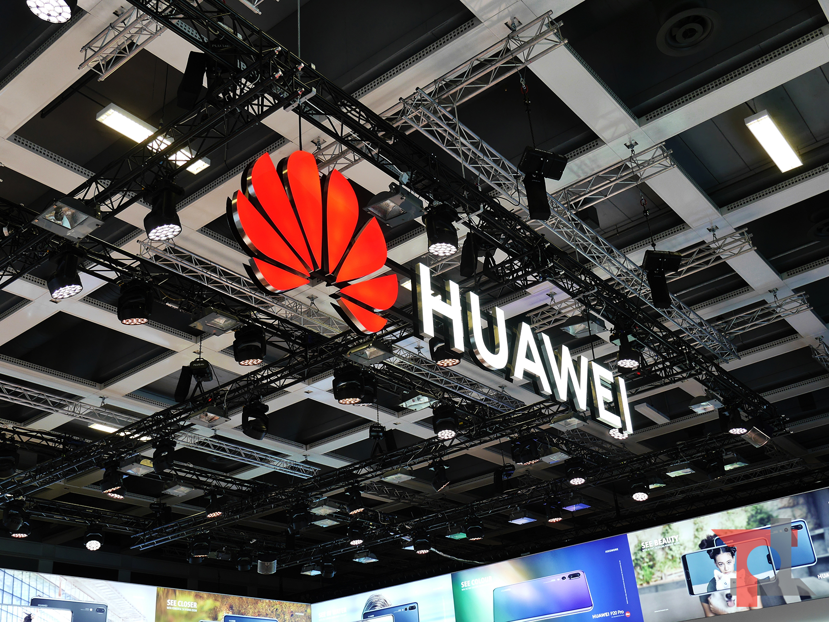 Huawei logo ifa18 