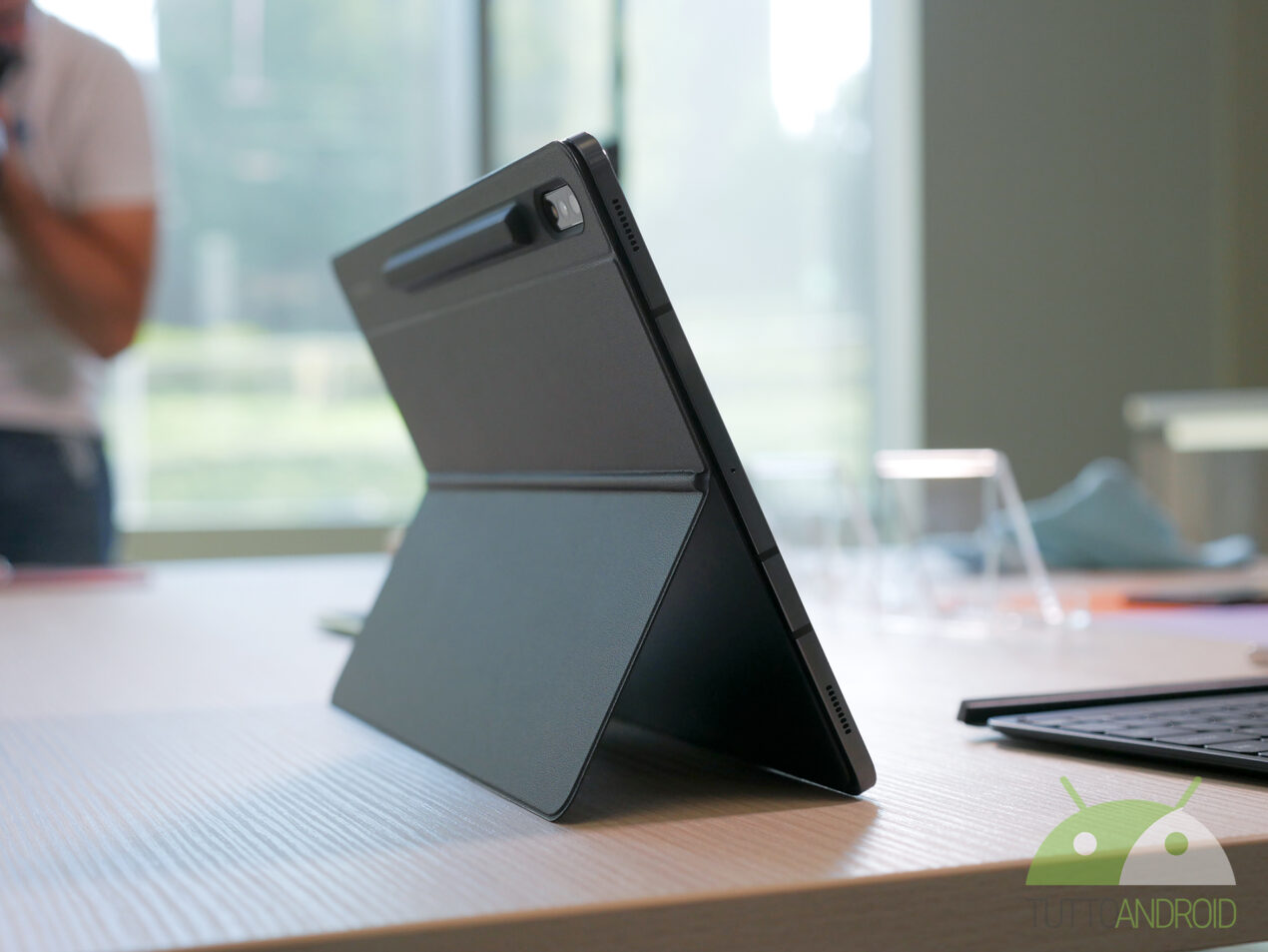 Tempo di aggiornamenti per OnePlus Nord CE 3 e Samsung Galaxy Tab S7