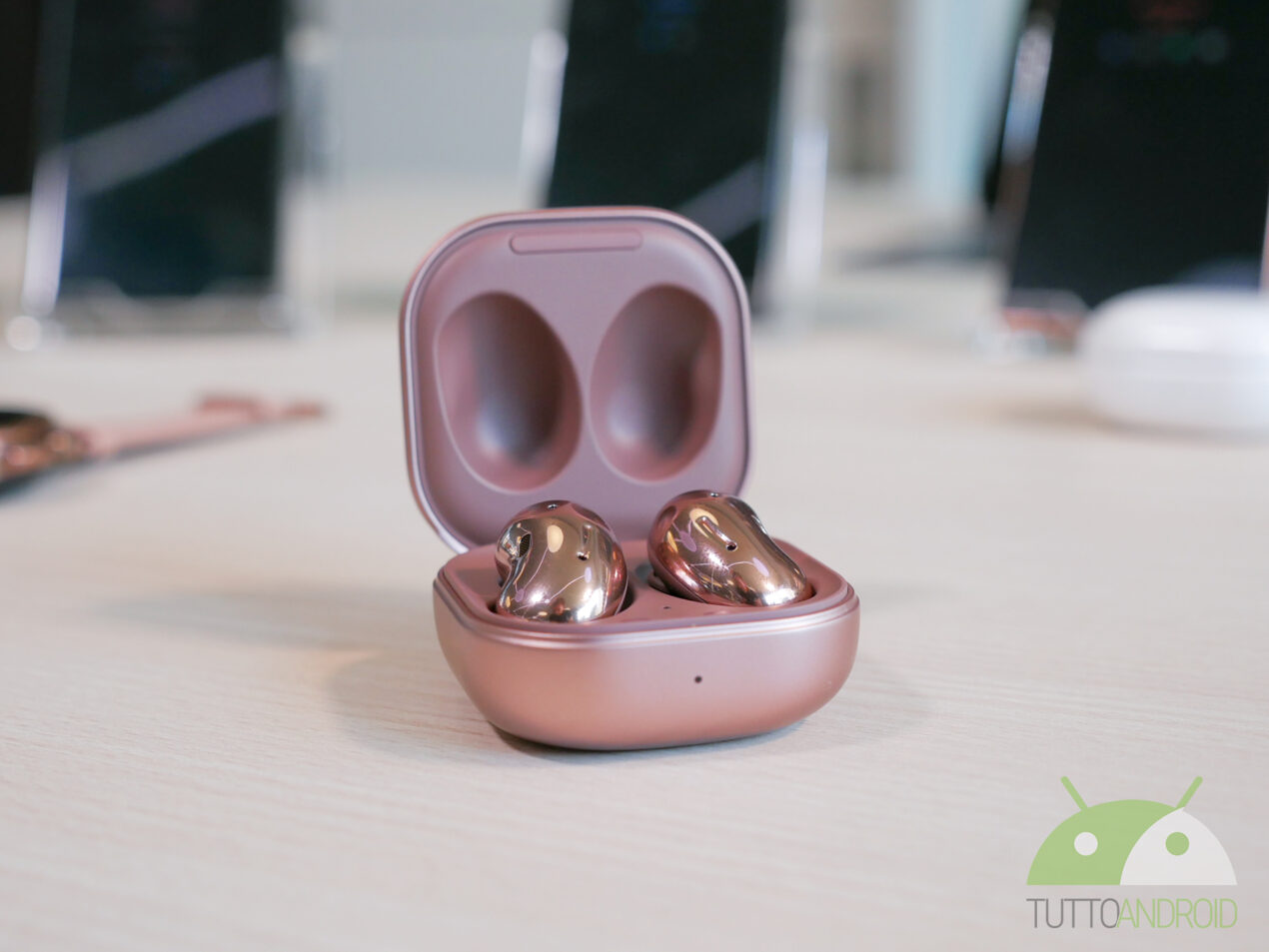 122 euro di sconto per le Samsung Galaxy Buds Live: ora a meno di 50, in offerta super