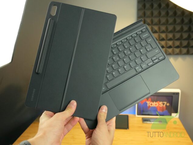 Recensione Samsung Galaxy Tab S7 Plus Book Cover Keyboard