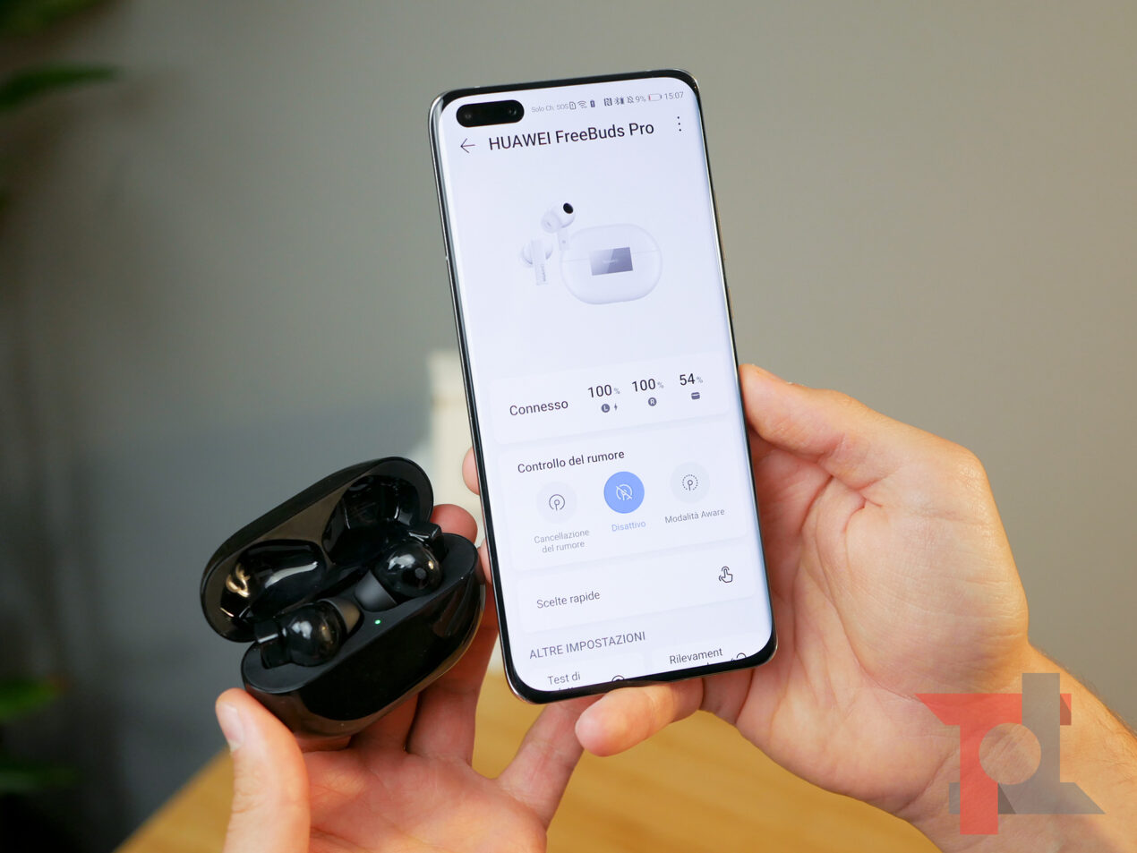 Novità software per Samsung Galaxy Buds Pro, Huawei FreeBuds Pro e Motorola Moto G8 Play