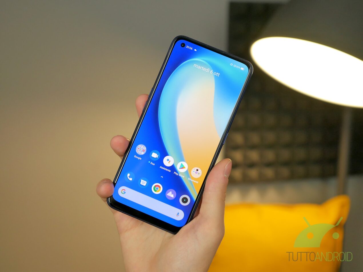 Recensione Realme 7 Pro: ricarica ultra rapida 65W a 320 Euro