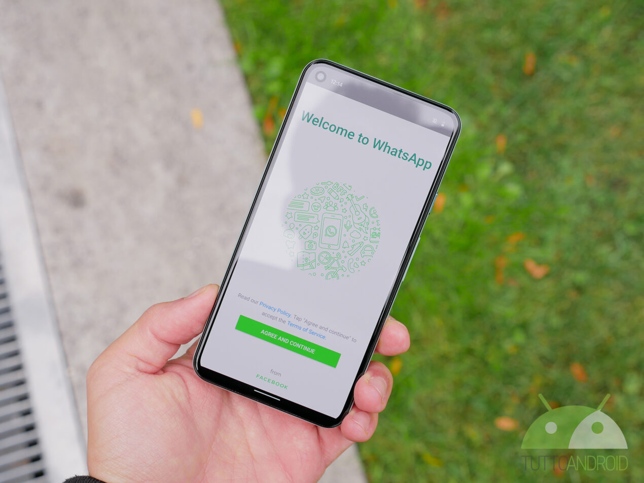 WhatsApp migliora la privacy grazie ai messaggi effimeri predefiniti