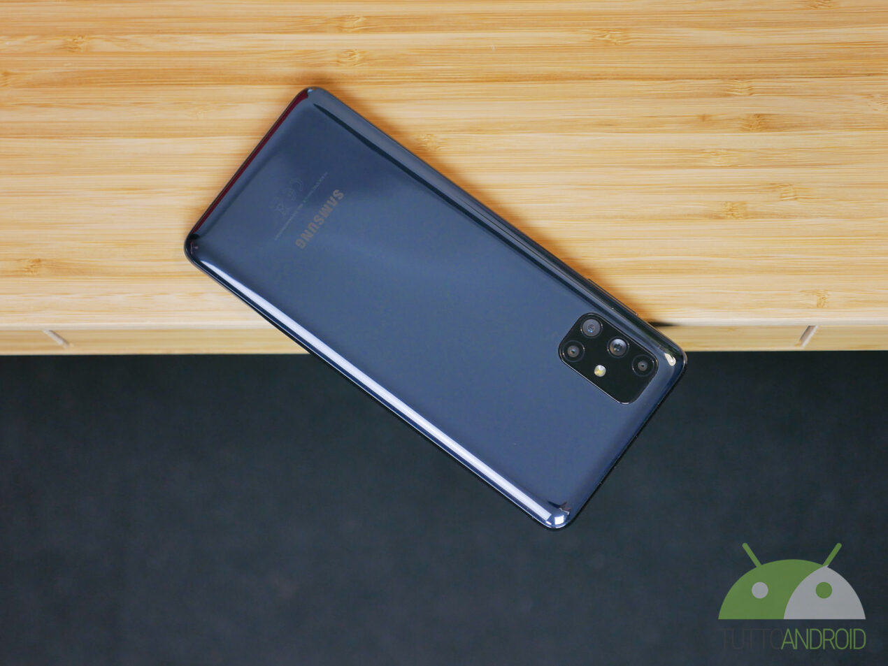 Tante novità per Samsung Galaxy M51, Sony Xperia 10 II e OnePlus 10 Pro