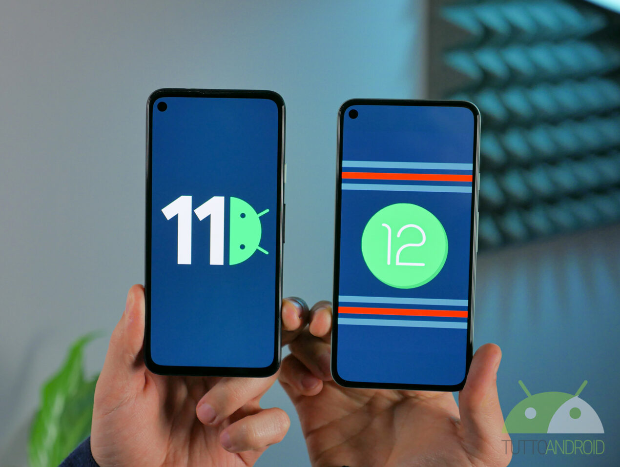 Le novità grafiche e funzionali di Android 12 contro Android 11
