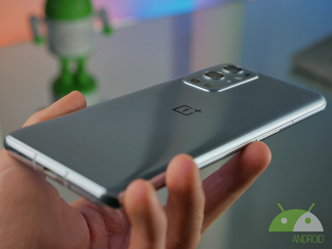 Redmi, Samsung, OPPO e OnePlus: aggiornamenti per sette smartphone Android