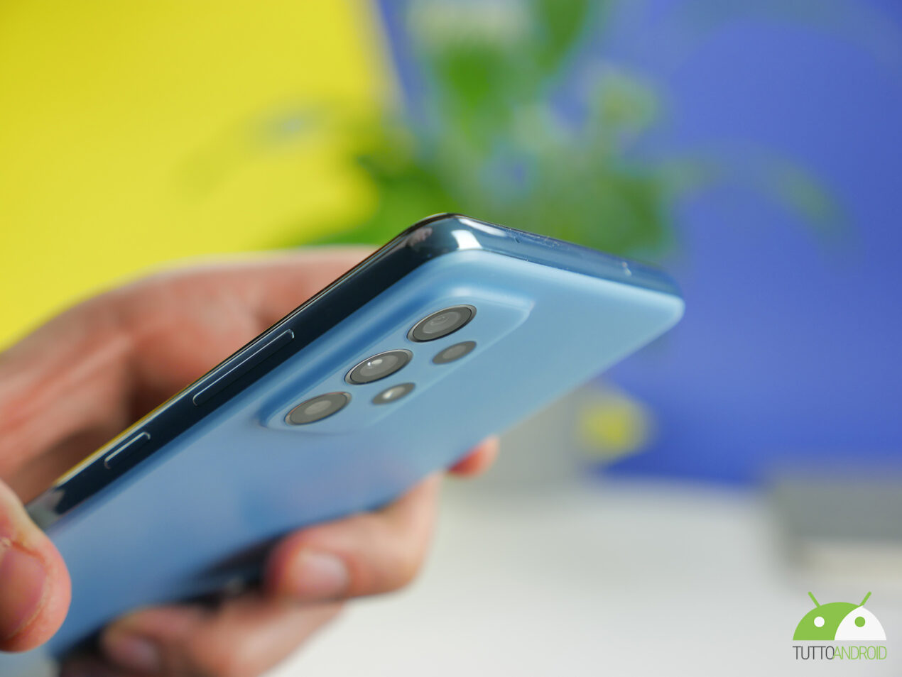 Samsung aggiorna altri modelli con One UI 6.1 e patch, ma c'è anche Motorola