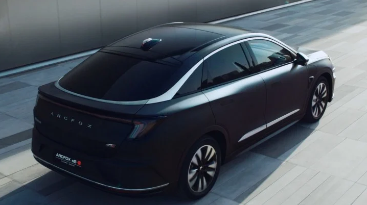 È del colosso cinese BAIC la prima automobile con HarmonyOS di Huawei È del colosso cinese BAIC la prima automobile con HarmonyOS di Huawei