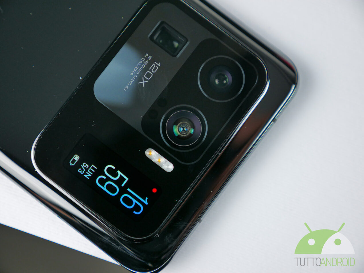 Dubbi e conferme per Xiaomi 12 Ultra, ricarica a 120 watt sulla serie Redmi K50