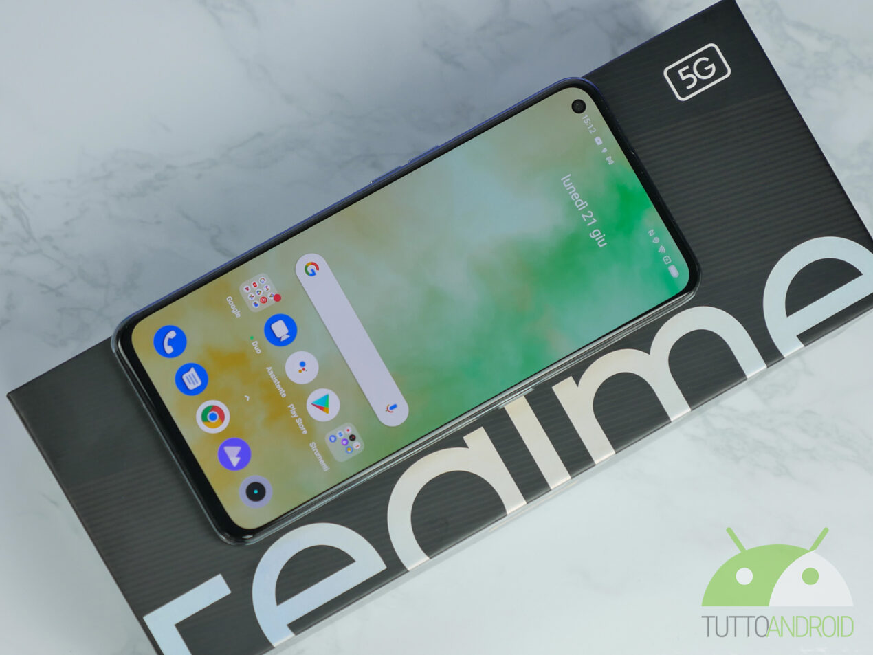 Realme apre il suo primo pop-up store in Italia tra offerte, ospiti e concorsi