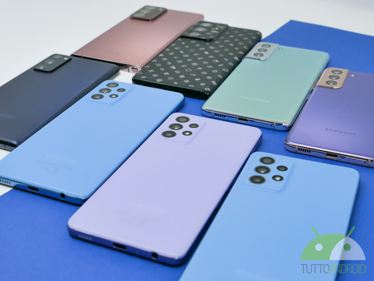 Patch di sicurezza e novità per alcuni smartphone Samsung Galaxy