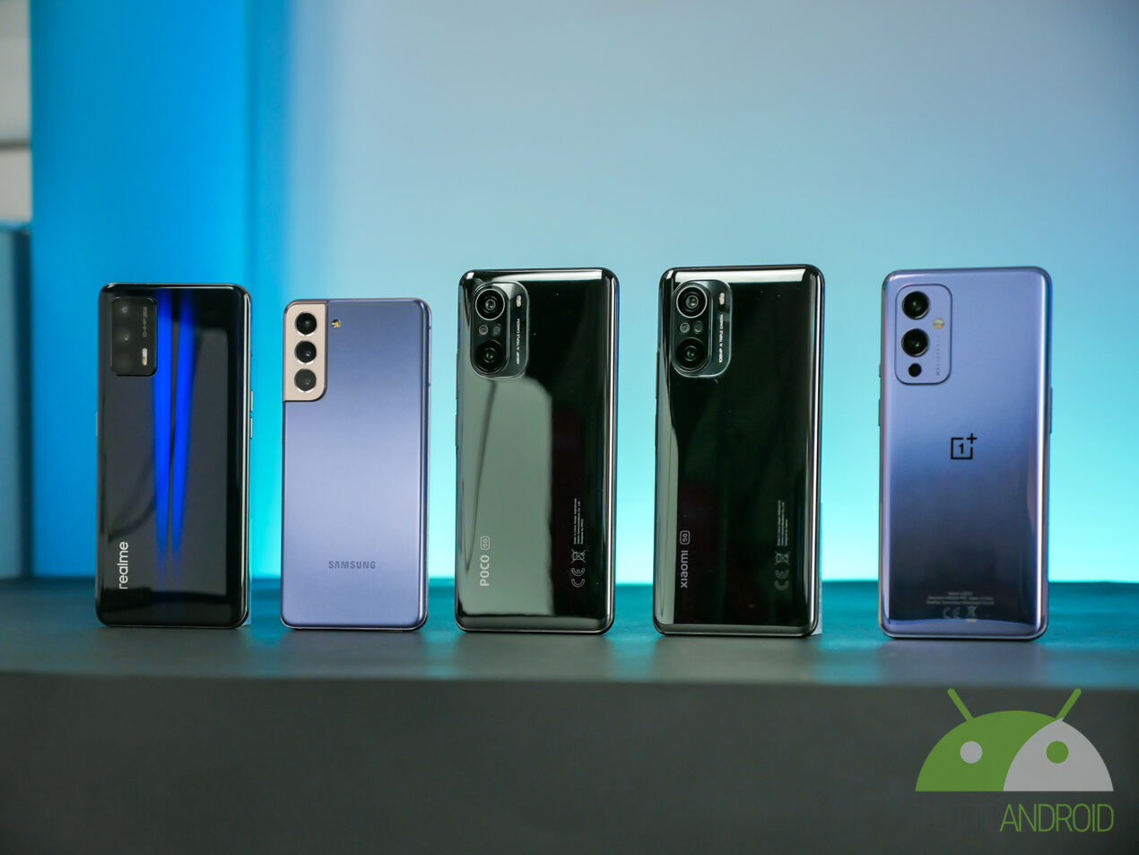 Gli smartphone TOP più economici a confronto: Realme GT, Mi 11i, Poco F3, S21 e OnePlus 9