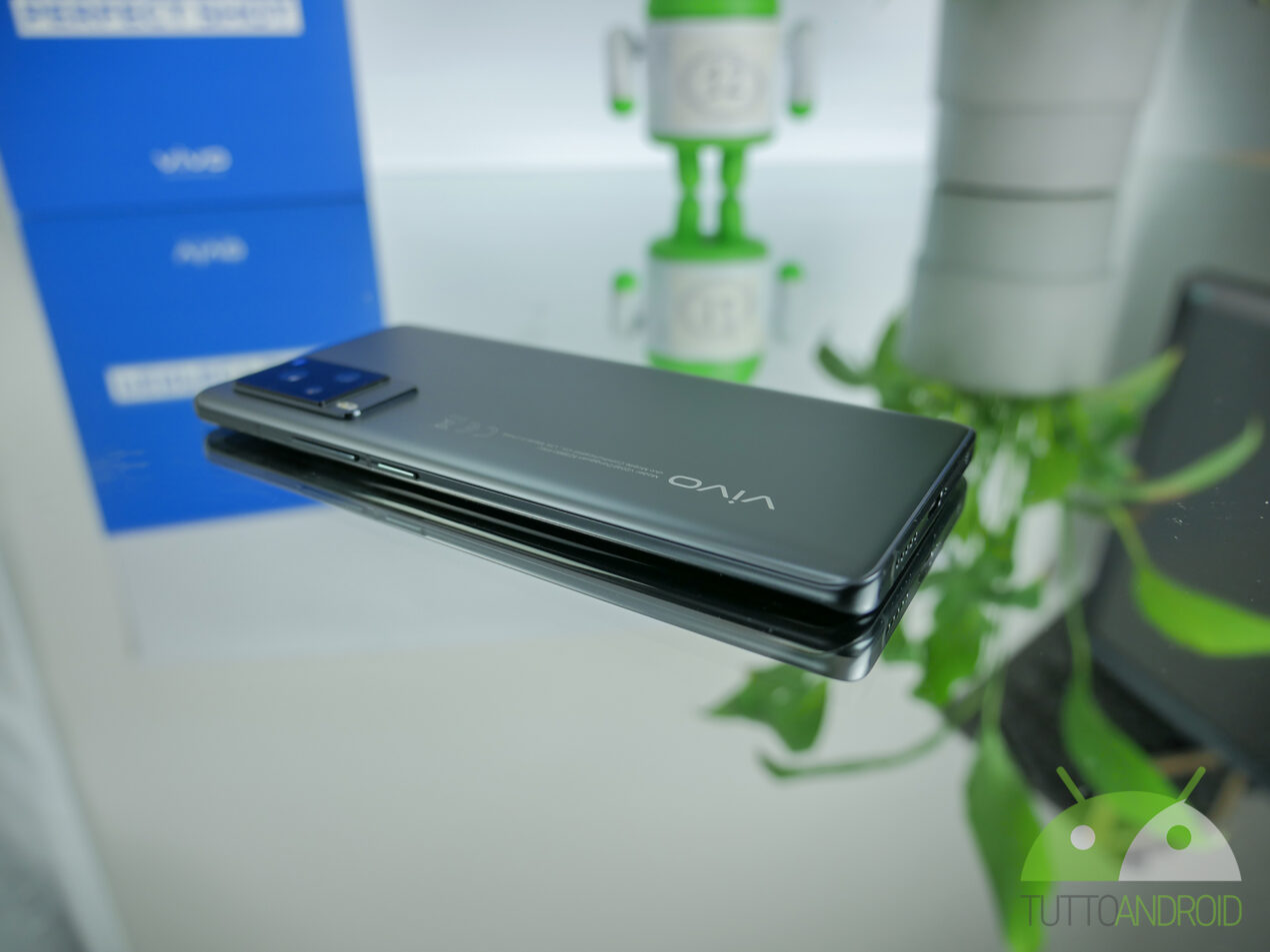 Vivo annuncia l'arrivo di Android 12 in Europa: si partirà da X60 Pro e V21 5G
