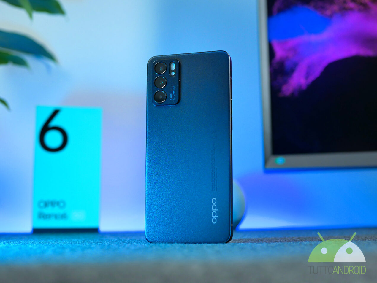 OPPO Reno6 5G e Reno6 Pro 5G in promozione per Natale con gli OPPO X-Mas Days