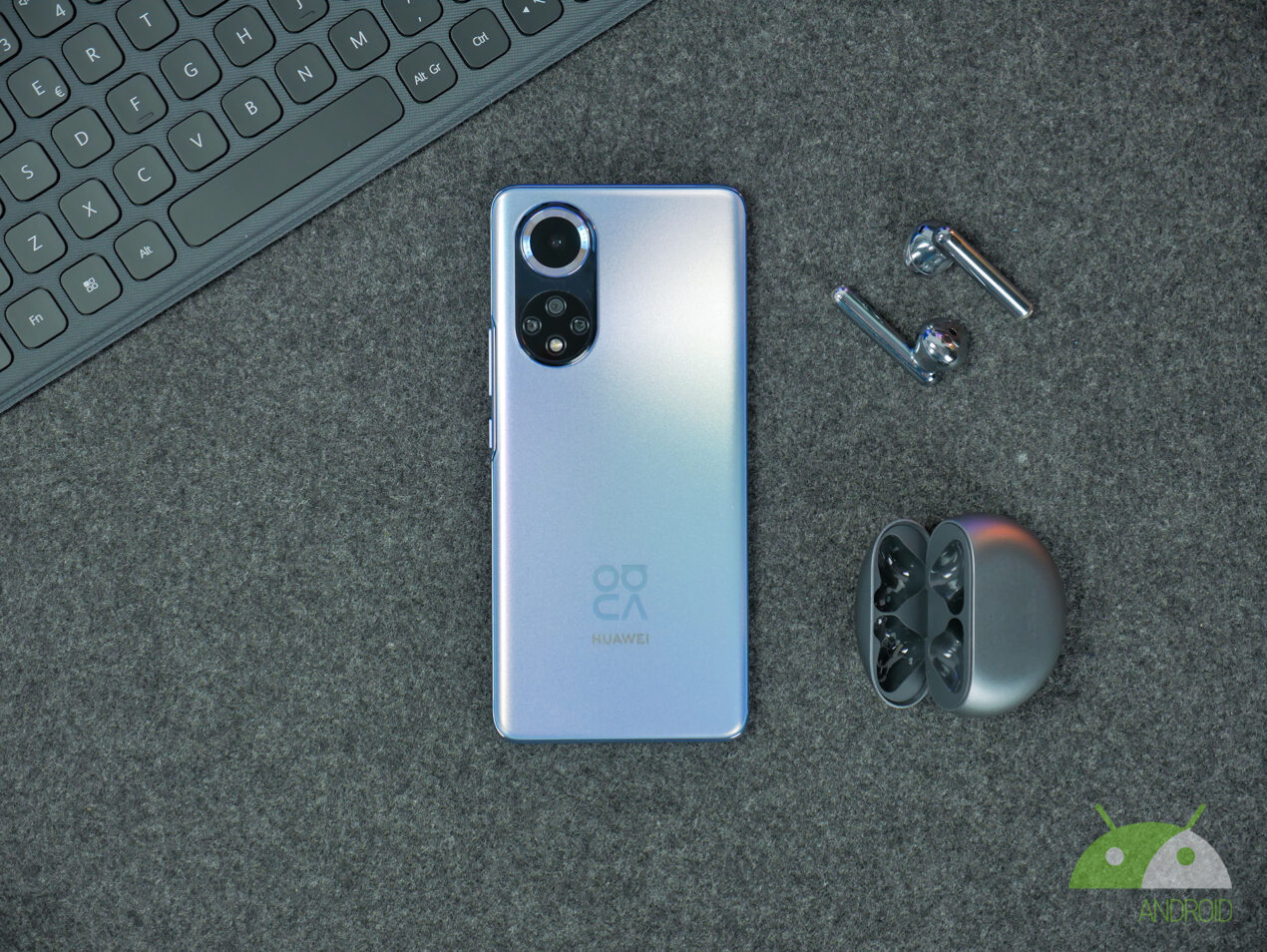 Offerte Huawei Week al via su Amazon: smartphone in bundle al minimo e wearable