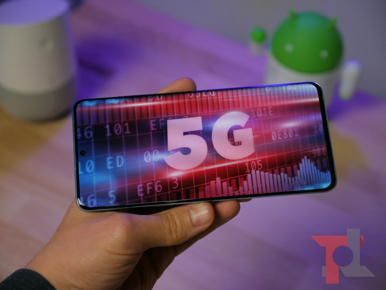 Fate molta attenzione a questi braccialetti e accessori anti-5G: sono radiottivi