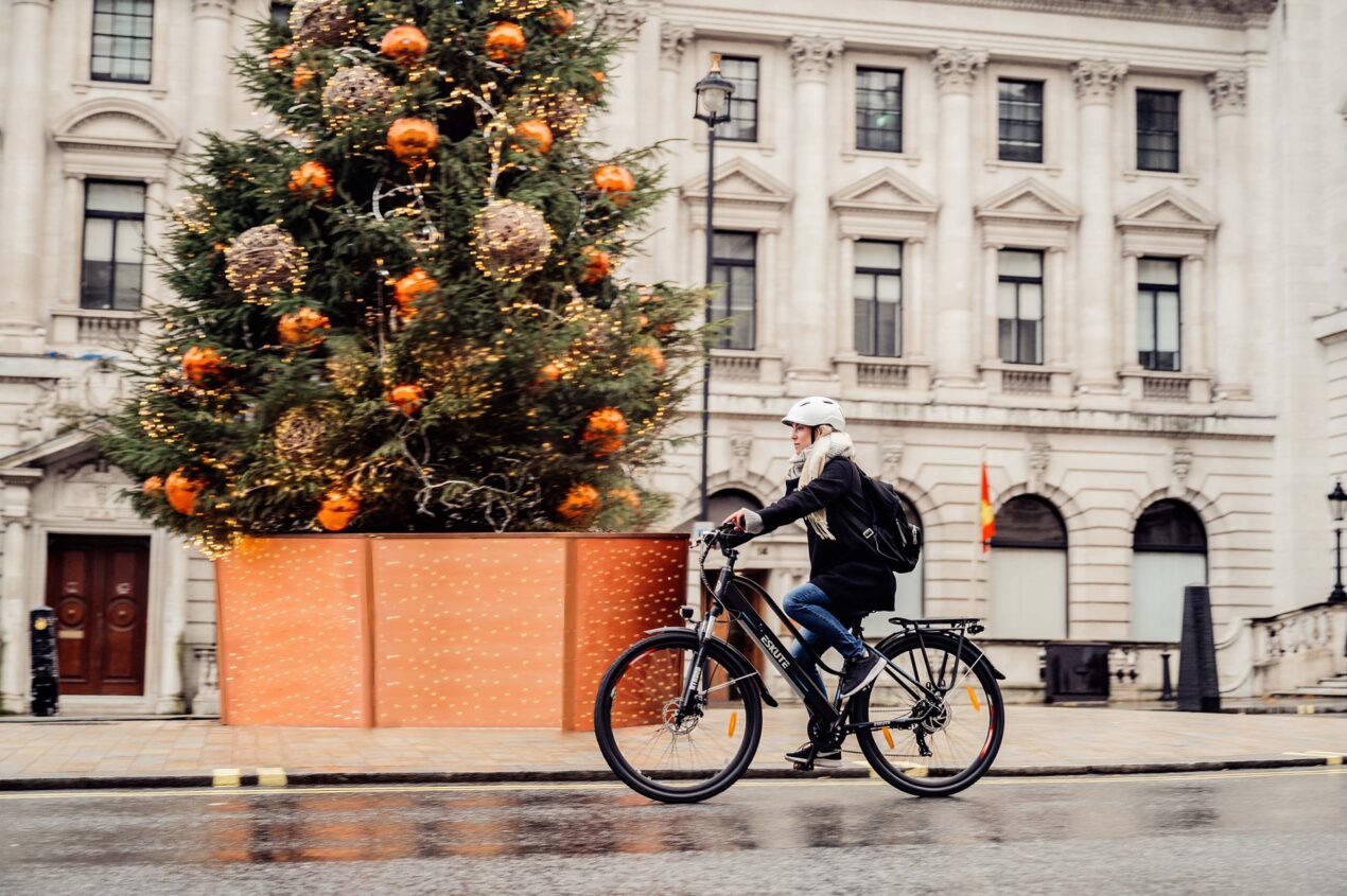 Eskute celebra il Natale con sconti sulle e-bike Wayfarer