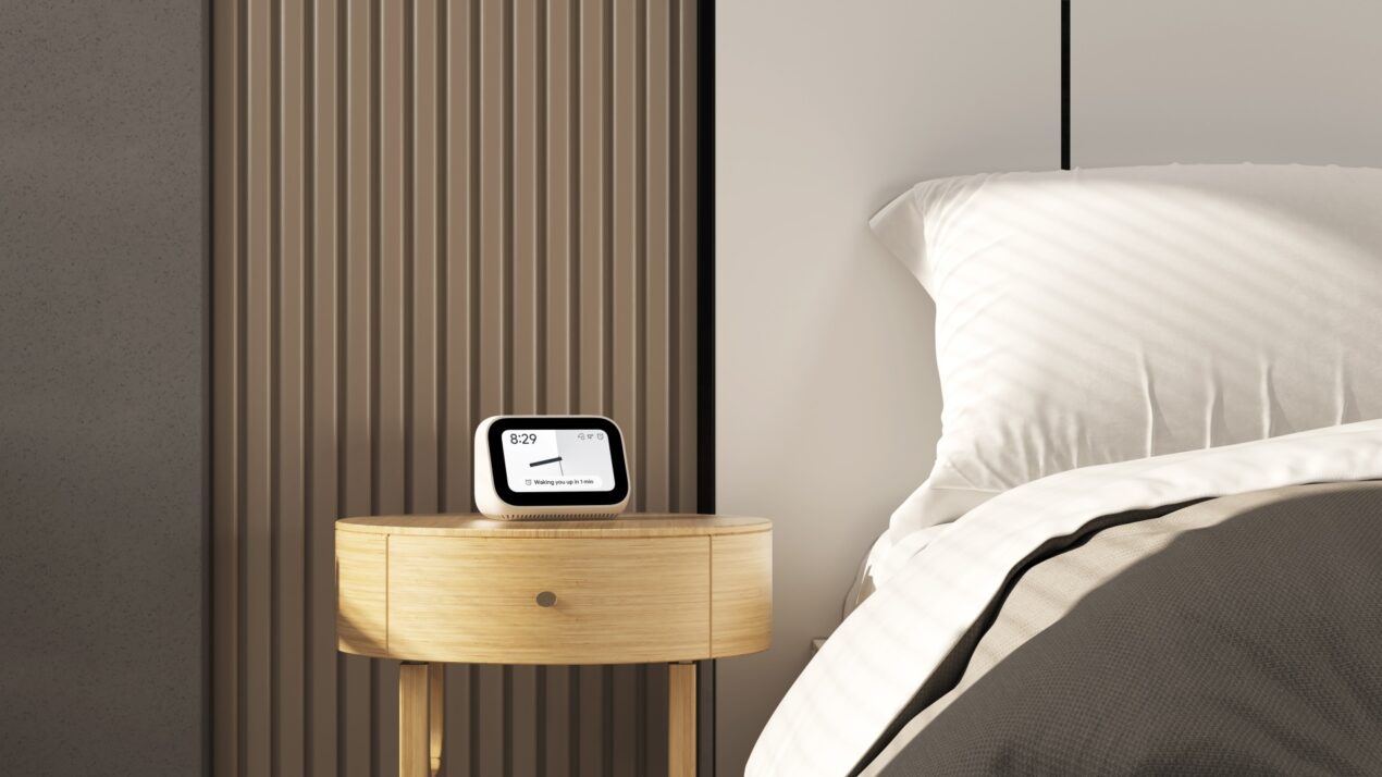 Xiaomi Mi Smart Clock con Google Assistant in super offerta da Unieuro