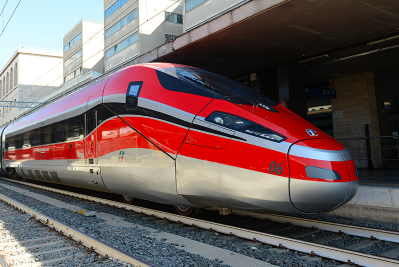 Finalmente potremo chiamare e navigare sui treni in galleria: accordo FS e TIM