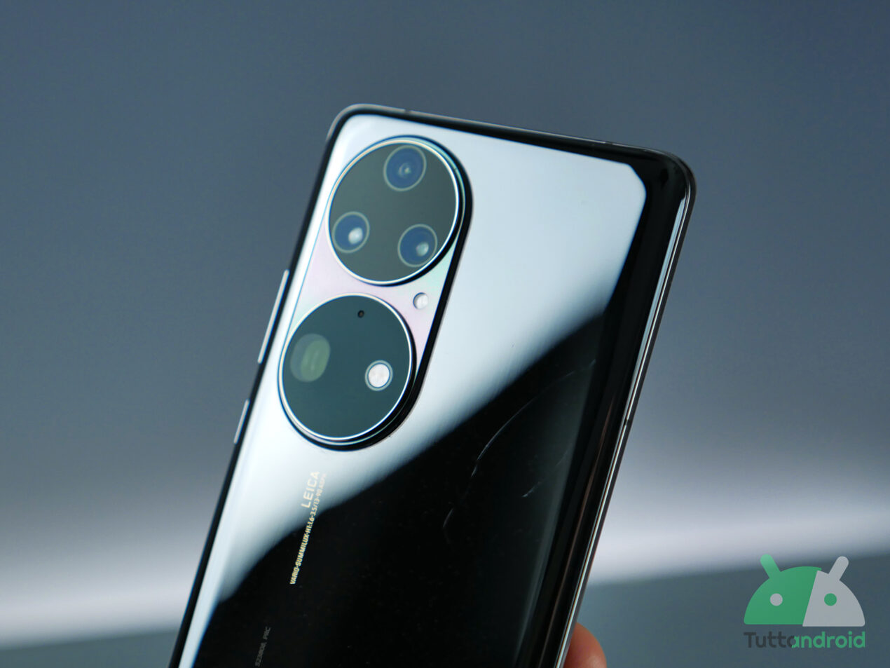Huawei P60 Pro: ecco come scatta l'obbiettivo periscopico