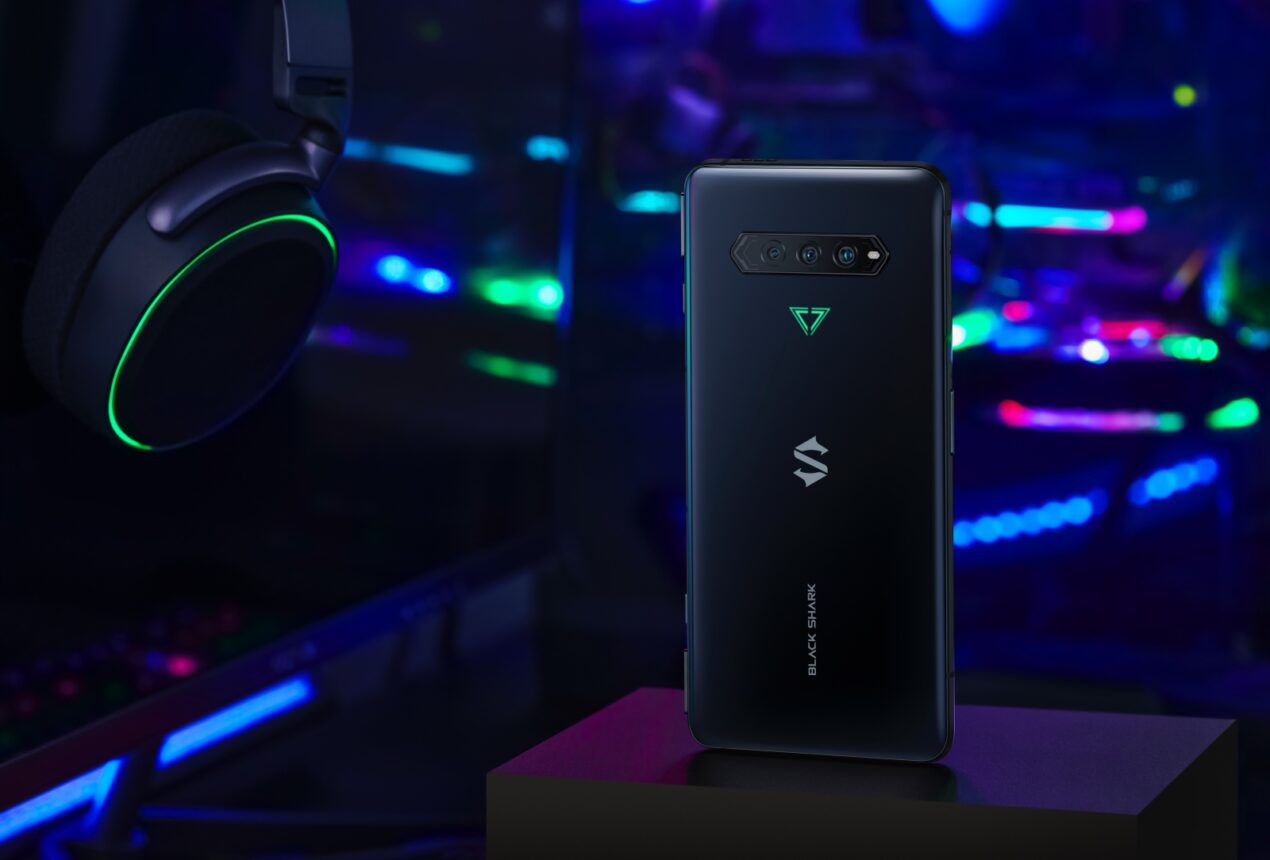 Black Shark 4 Pro è lo smartphone definitivo per i gamer incalliti, ed è già in promozione