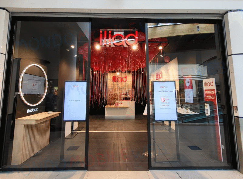 Panoramica nuovo flagship store di Iliad a Rimini