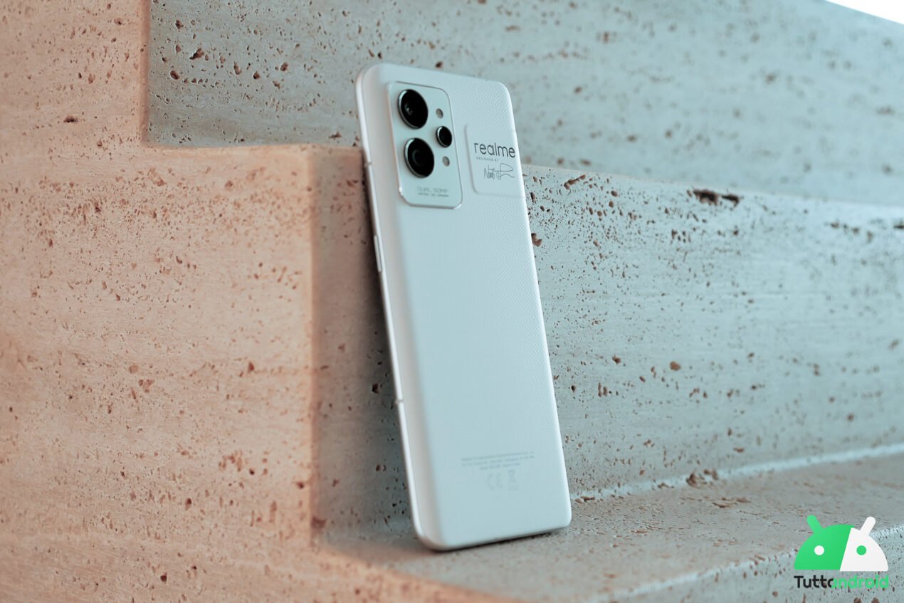 Realme GT Neo 3, GT 2 Pro, OnePlus 9 Pro e altri al minimo nelle offerte Amazon