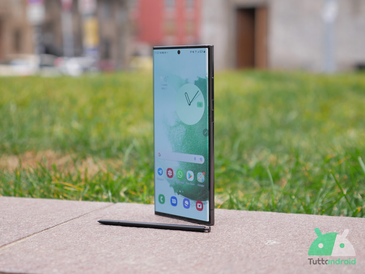 Spunta una tabella di marcia Samsung per la One UI 8.5: ci sono assenti illustri