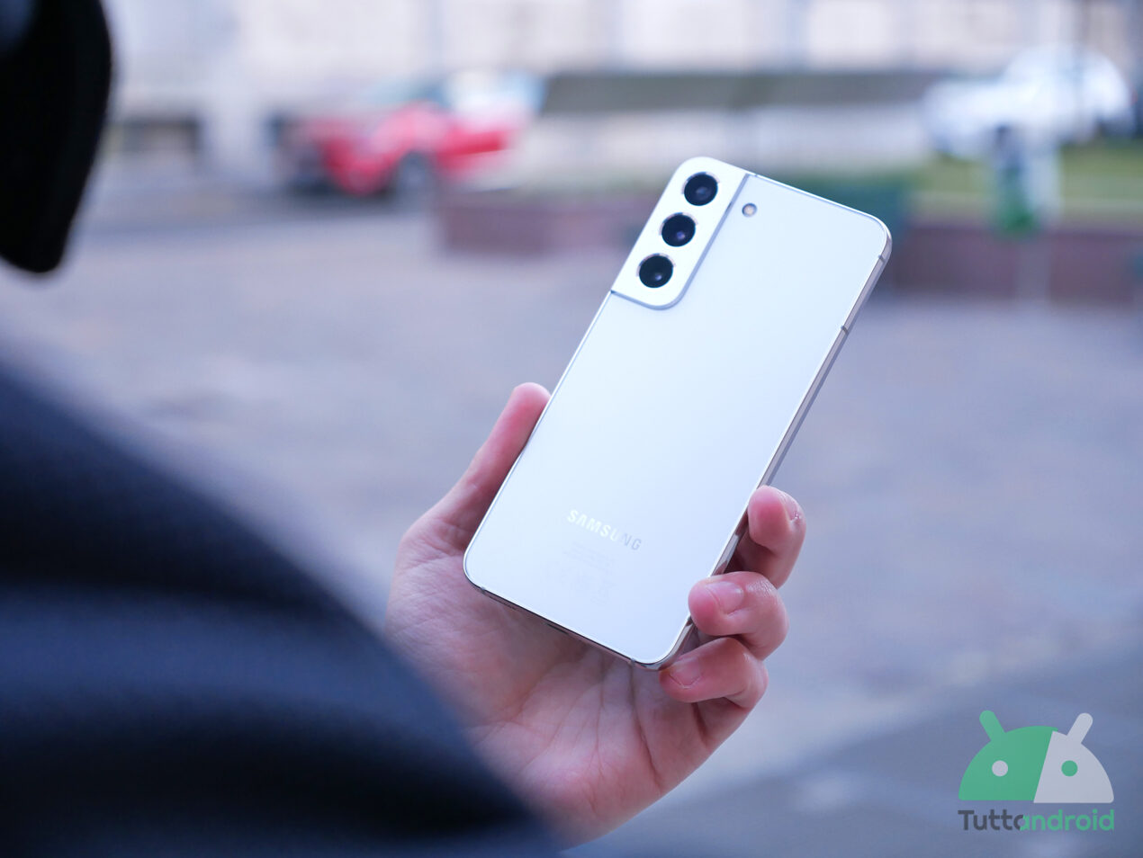 Samsung Galaxy S22 dopo 24 ore: un nuovo compatto