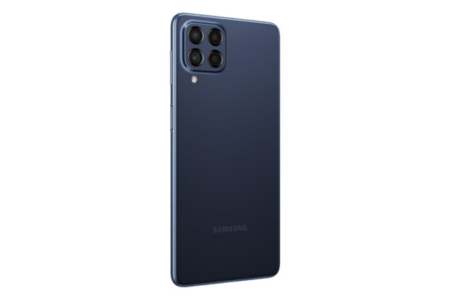 Samsung Galaxy M53 5G in colorazione blu