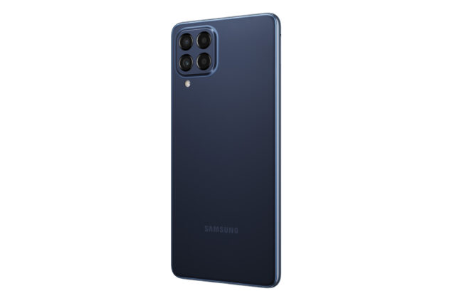 Samsung Galaxy M53 5G in colorazione blu