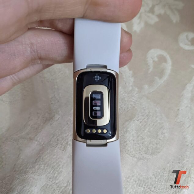 Fitbit Charge 5 sensori