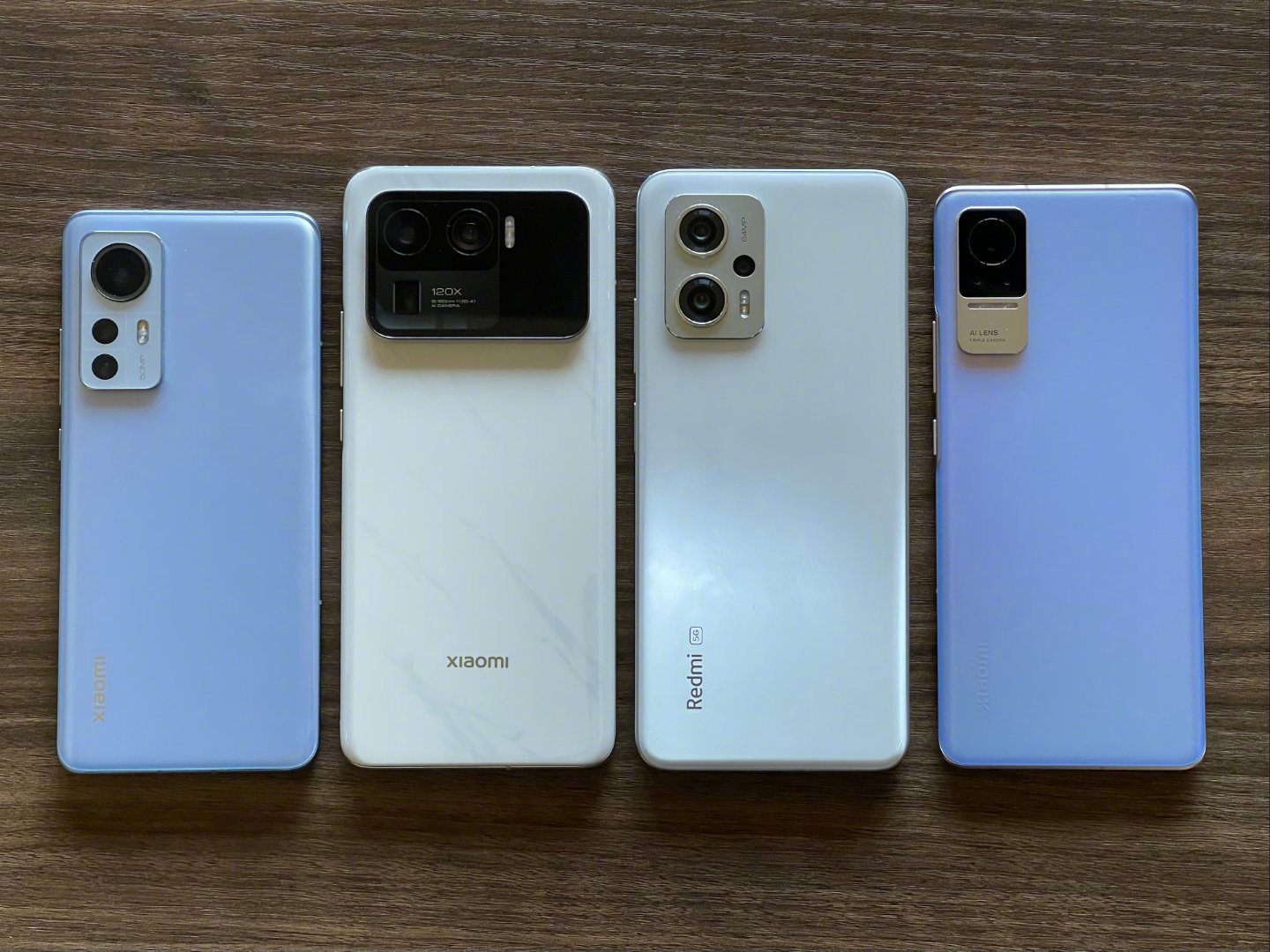 Gli smartphone Xiaomi del CEO Lei Jun: Xiaomi 12, Xiaomi Mi 11 Ultra, Redmi Note 11T Pro e Xiaomi Civi