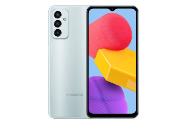 Immagine di Samsung Galaxy M13 in colorazione Light Blue condivisa da evLeaks