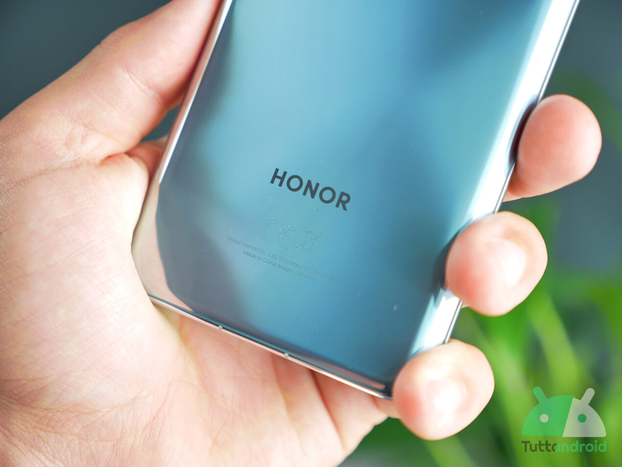 Nuove funzioni per HONOR Magic Vs e Magic4, patch di giugno per Samsung Galaxy M33