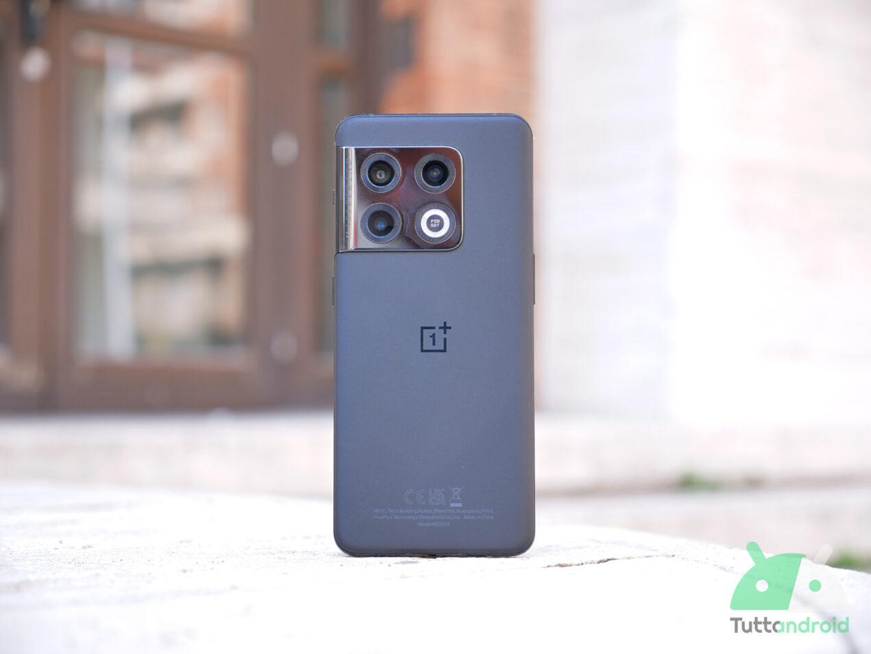 OnePlus 10 Pro si aggiorna ufficialmente alla OxygenOS 13 con base Android 13