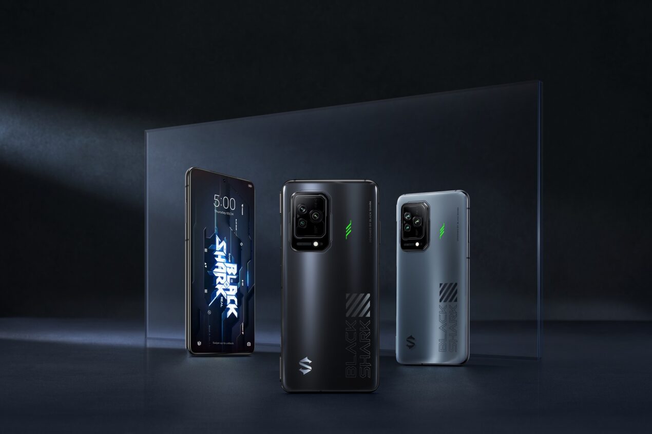 Black Shark 5 e 5 Pro disponibili in Italia: ecco i prezzi e l'offerta lancio