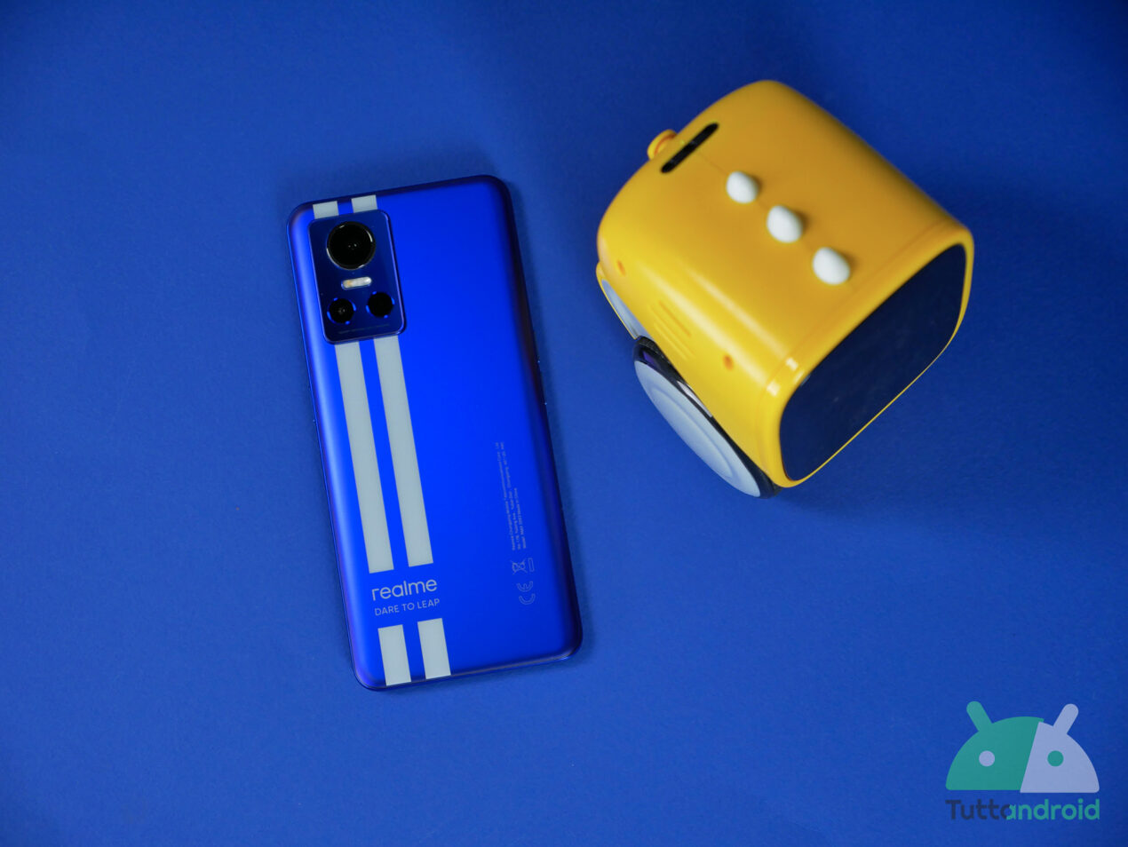 Realme GT NEO 3 accoglie Android 14 beta, ma aggiornano anche OnePlus e Amazfit