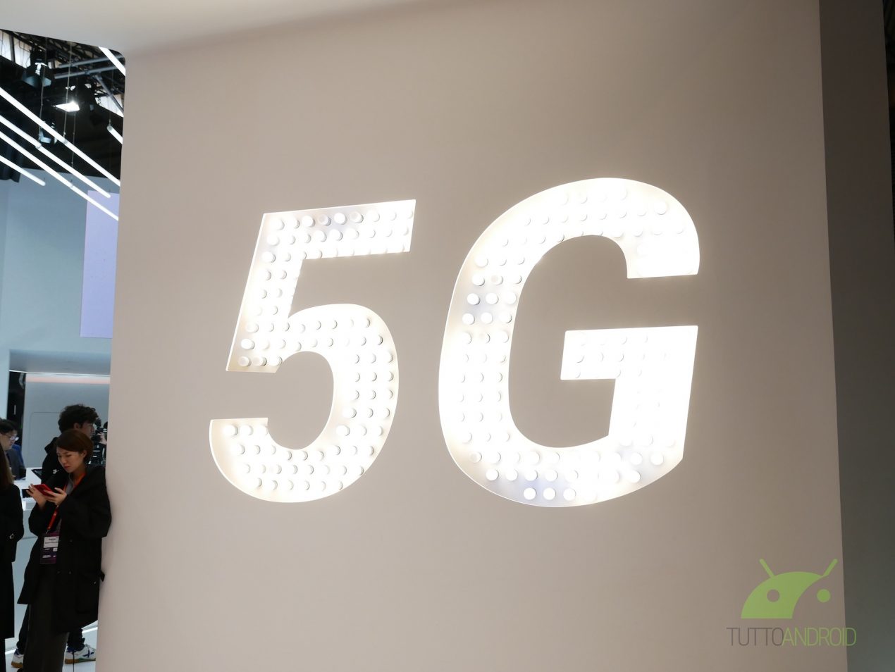 È partita la fase di liberazione della banda a 700 MHz fondamentale per la connettività 5G