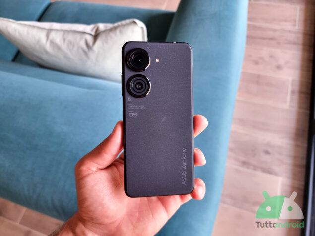 ASUS ZenFone 9
