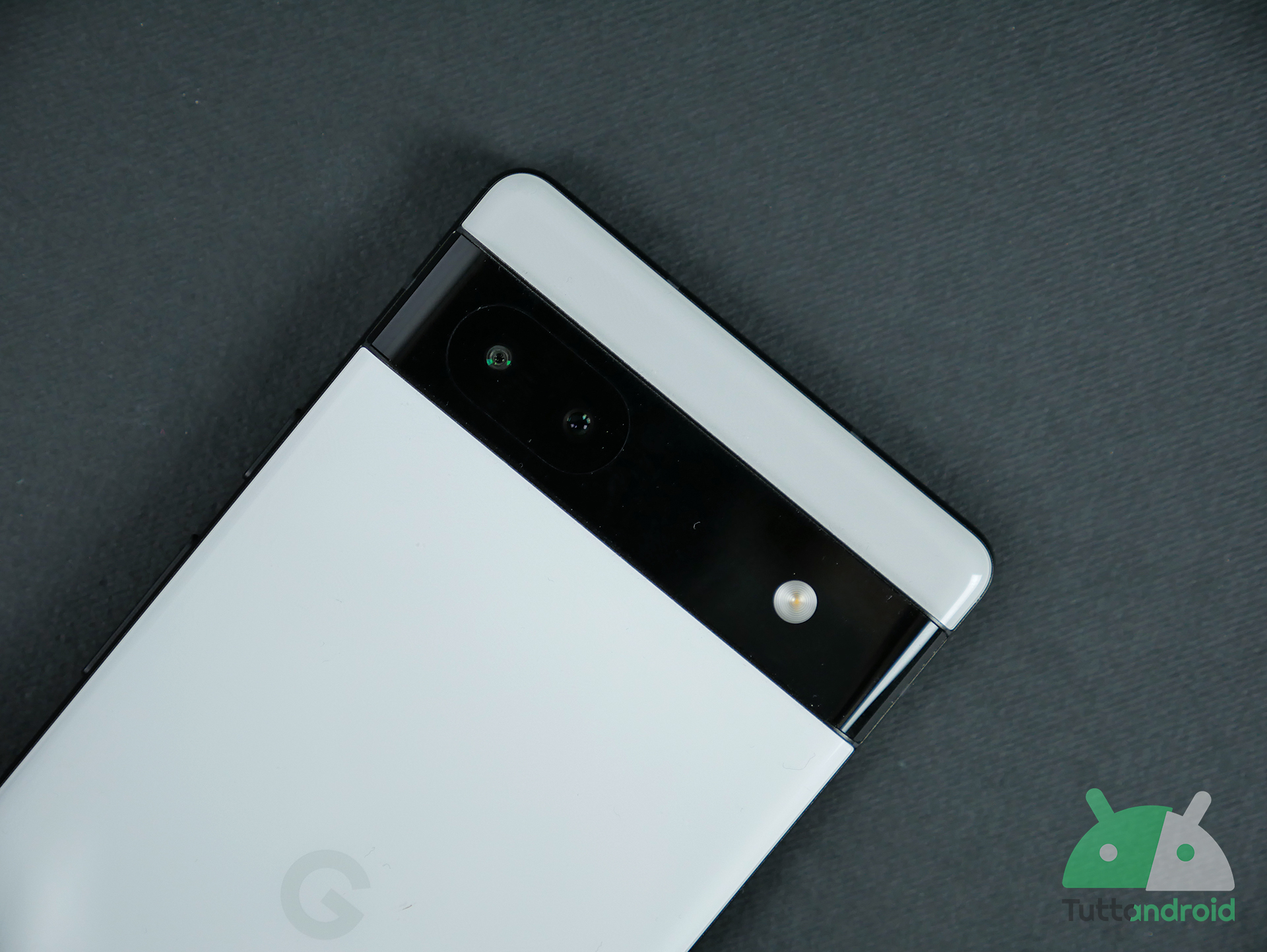 Alcuni Pixel 6a starebbero prendendo fuoco a causa di un problema alla batteria