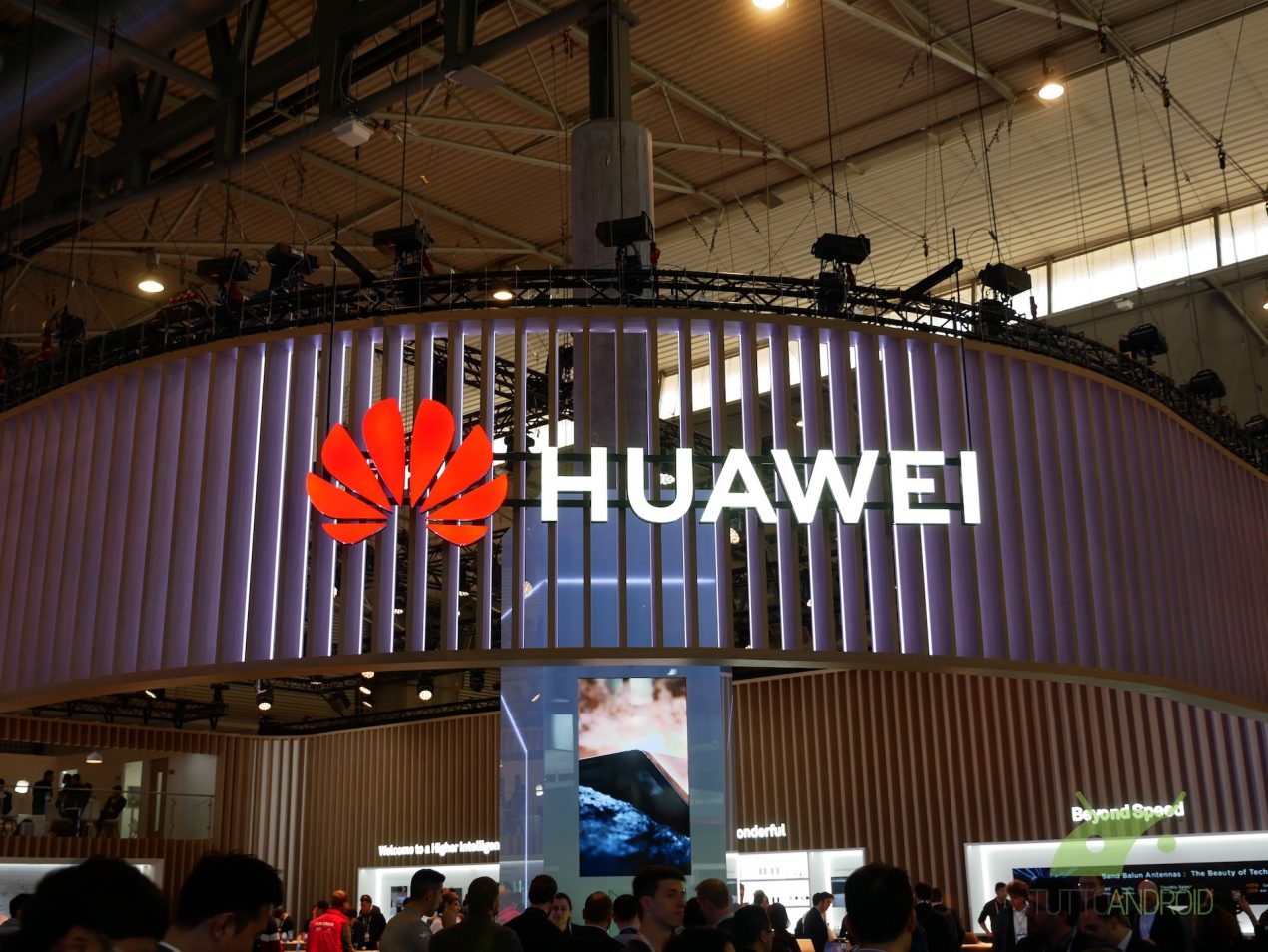 Nuovi dettagli sulle colorazioni e specifiche di Huawei P Smart 2020, Nova 6 4G e MediaPad M7