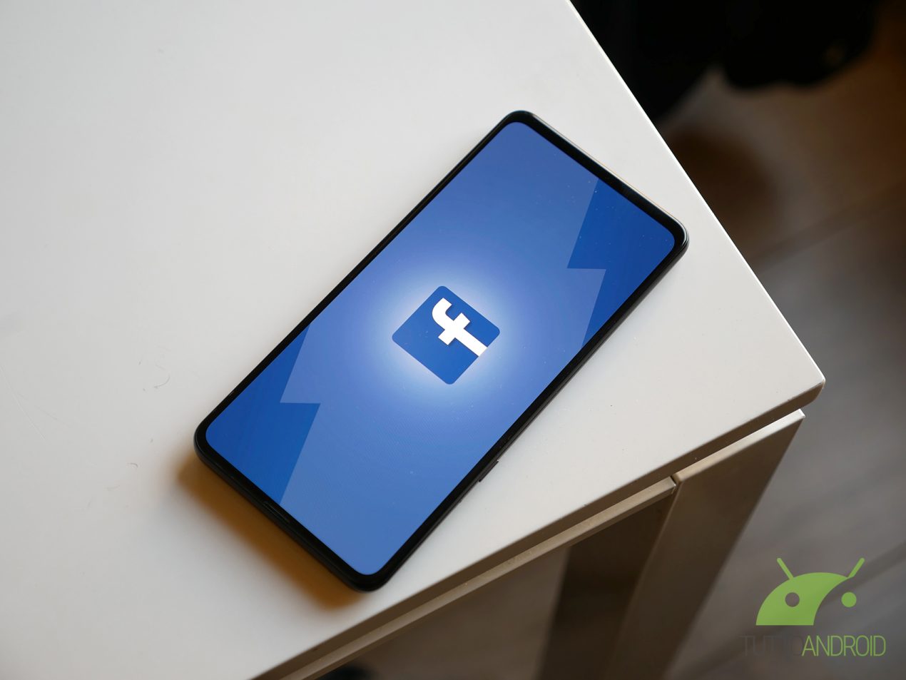 Facebook invia una notifica quando si utilizzano le proprie credenziali per accedere ad app di terze parti