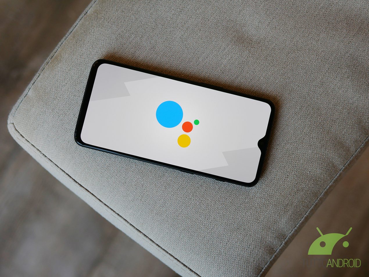 Google riorganizza il team dietro Google Assistant: in arrivo novità grazie all'AI