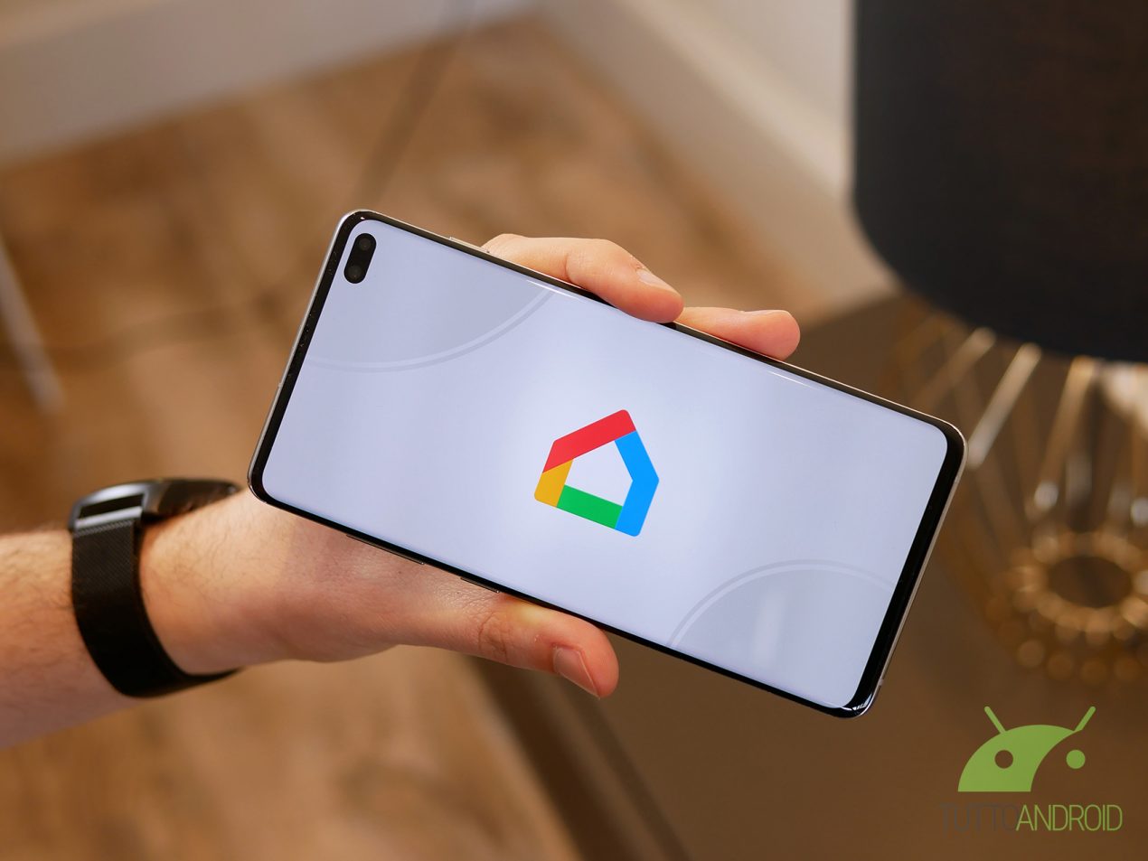 La sensibilità del comando di attivazione di Google Assistant si può regolare