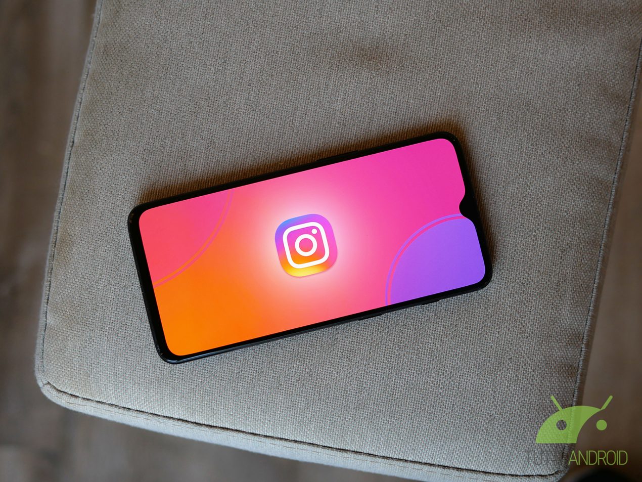 Instagram avvia un test discutibile riguardo gli hashtag